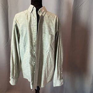 Roundtree & Yorke Light Green Casual Button-Down Shirt